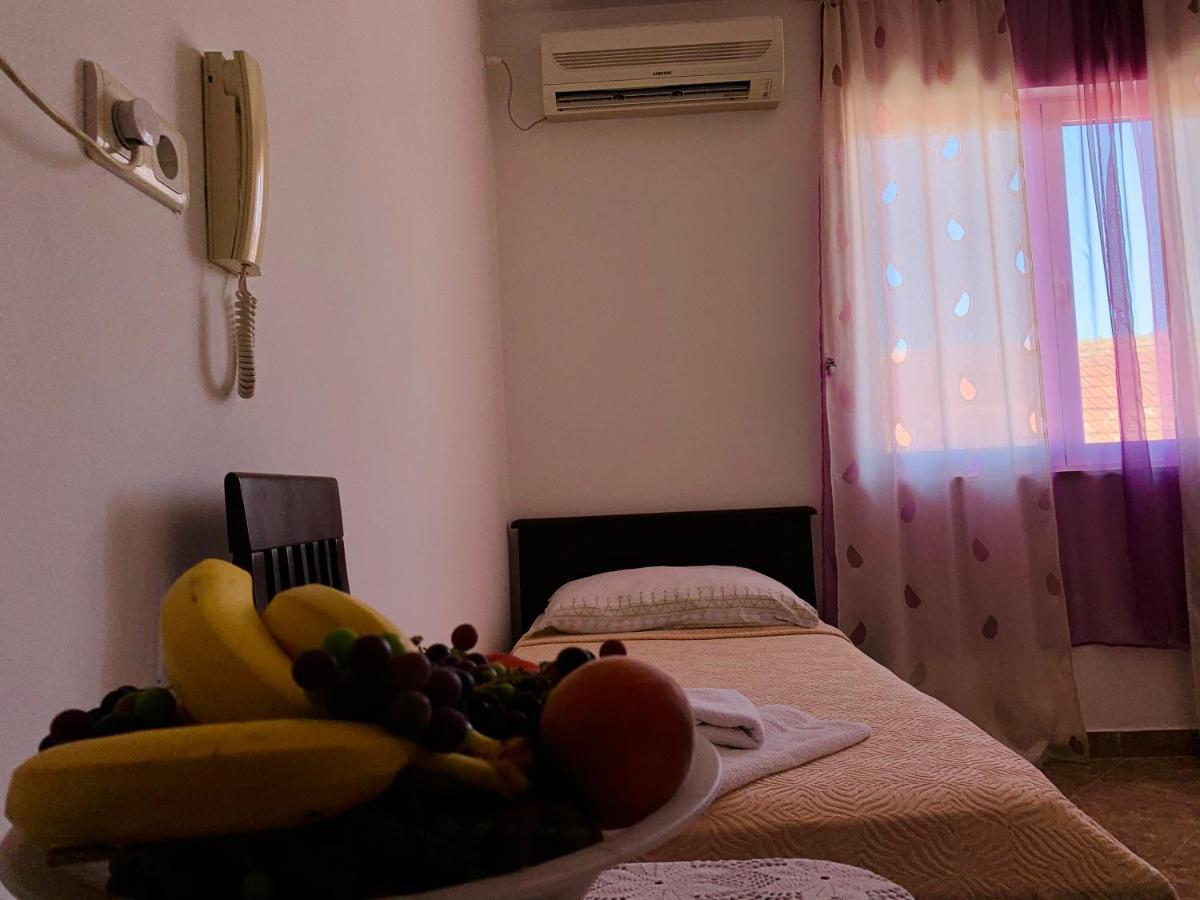 Apartmani Mina Herceg Novi Zewnętrze zdjęcie