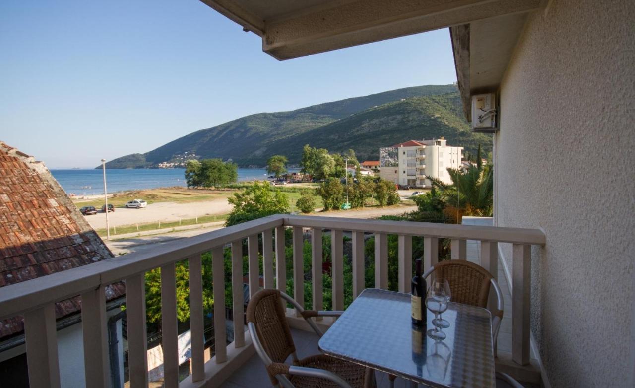 Apartmani Mina Herceg Novi Zewnętrze zdjęcie