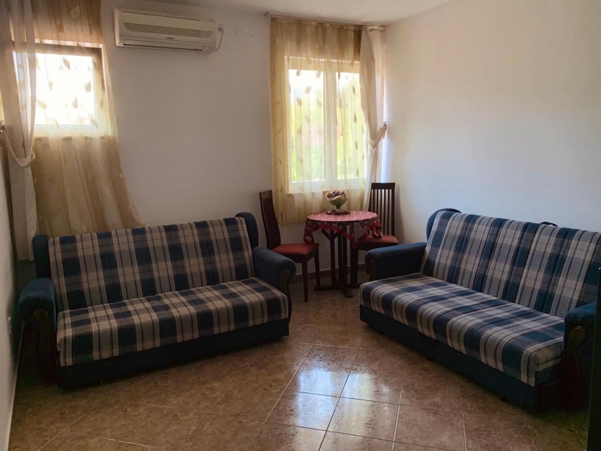 Apartmani Mina Herceg Novi Zewnętrze zdjęcie