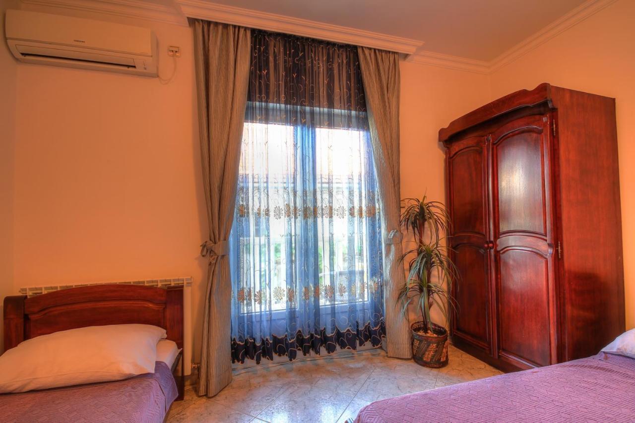Apartmani Mina Herceg Novi Zewnętrze zdjęcie